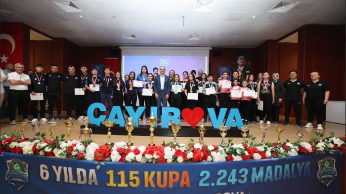 Çayırovalı sporculardan, 2025’te 354 madalya 14 kupa
